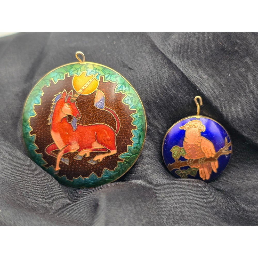 Cloisonne Pendant Set Women OS XL‎ Vintage Unicorn Small Parrot colorful Enamel